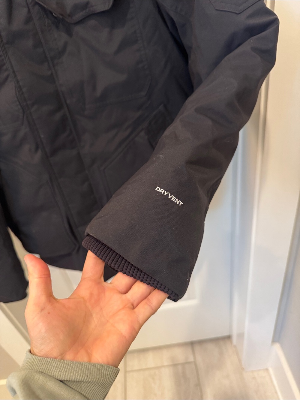 M The North Face Black Men's Hooded Puffer Jacket ski snowboarding winter coat - Picture 4 of 11